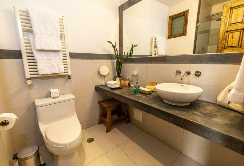 سوییت, Antigua Casona San Blas