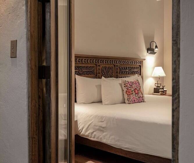 سوییت, Antigua Casona San Blas