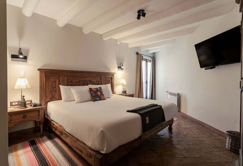 سوییت, Antigua Casona San Blas