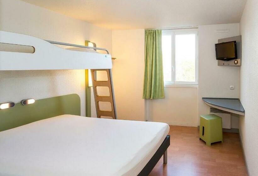 Номер Стандарт Трехместный, Ibis Budget Lorient Hennebont