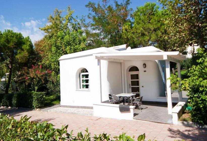 Бунгало Стандарт, Villaggio La Pescaccia