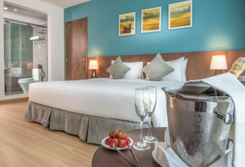 اتاق لوکس با چشم‌انداز دریا, Royal Lotus Hotel Danang