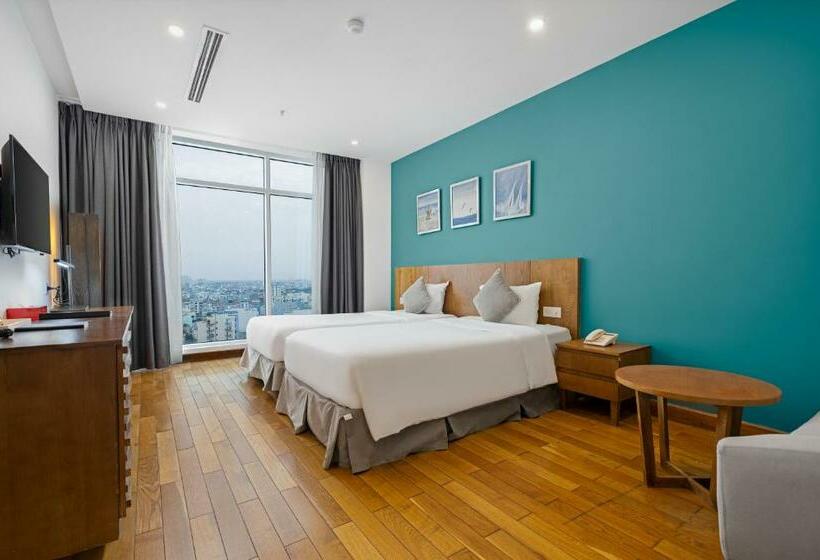 اتاق لوکس با چشم‌انداز دریا, Royal Lotus Hotel Danang