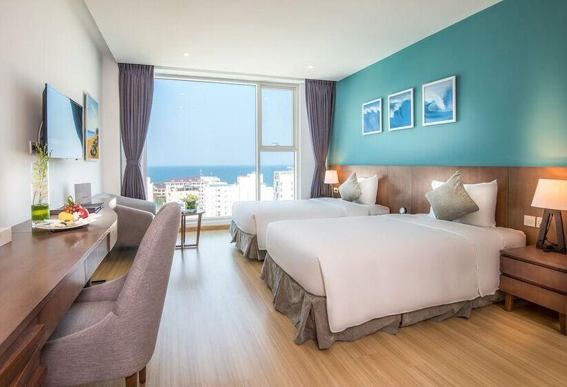 اتاق لوکس با چشم‌انداز دریا, Royal Lotus Hotel Danang