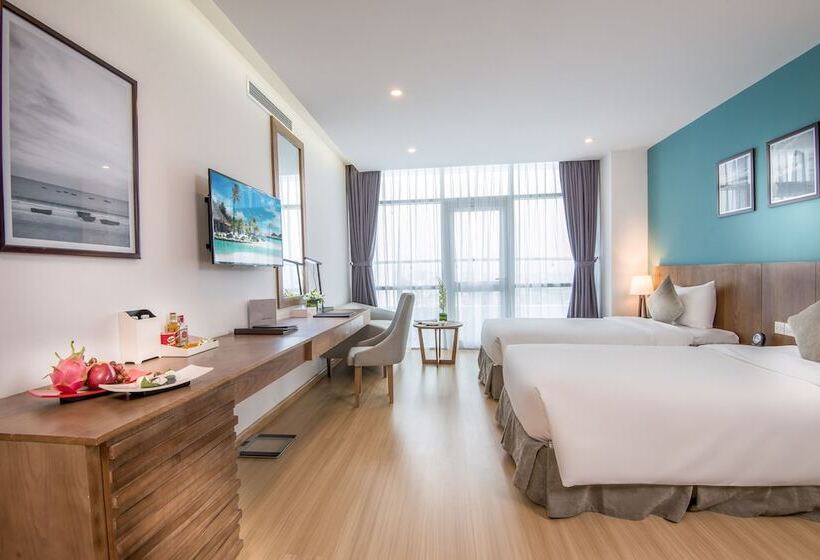 سوییت اجرایی, Royal Lotus Hotel Danang
