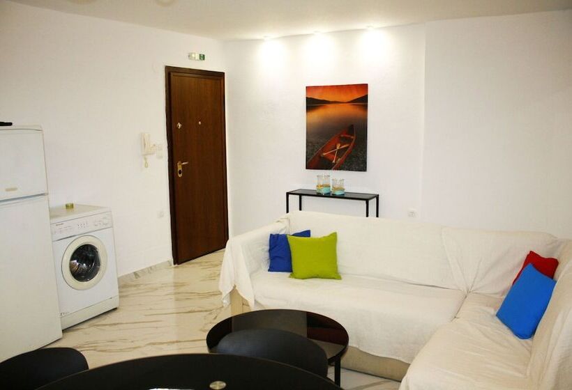 Апартаменты 2 Спальни, Salonikiou Beach Deluxe Apartments