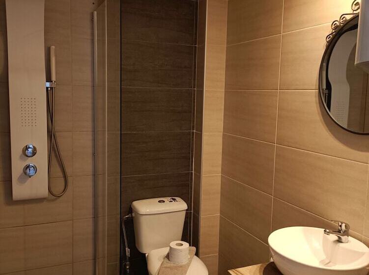 Апартаменты 2 Спальни, Salonikiou Beach Deluxe Apartments