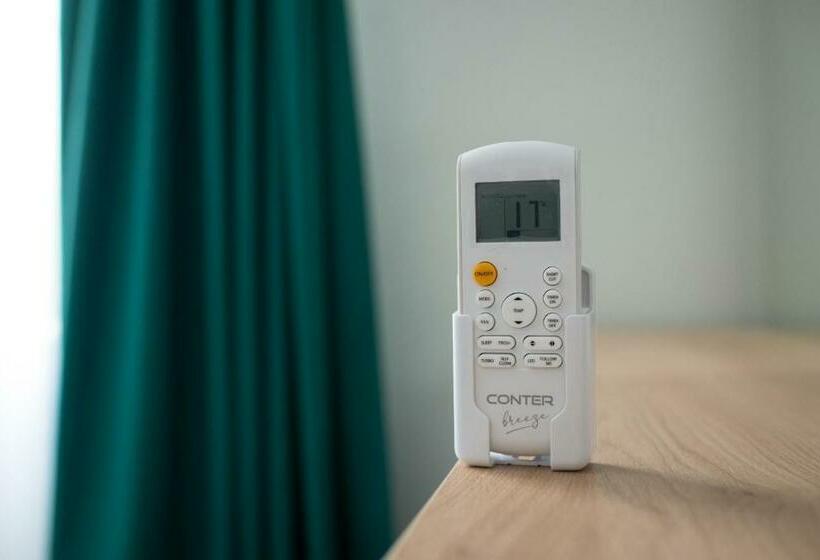 발코니 디럭스 룸, Plutitor Lebăda
