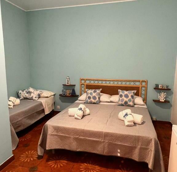 اتاق استاندارد سه نفره, Celeste Rooms