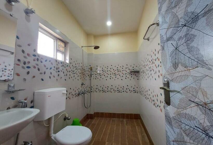 Номер Стандарт, Sweet Dream Beach Resort !! 50 Mts From Beach ! Peaceful Room With Garden View Free Parking !!