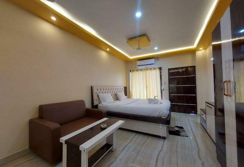 Трехместный Superior Вид на Море, Sweet Dream Beach Resort !! 50 Mts From Beach ! Peaceful Room With Garden View Free Parking !!