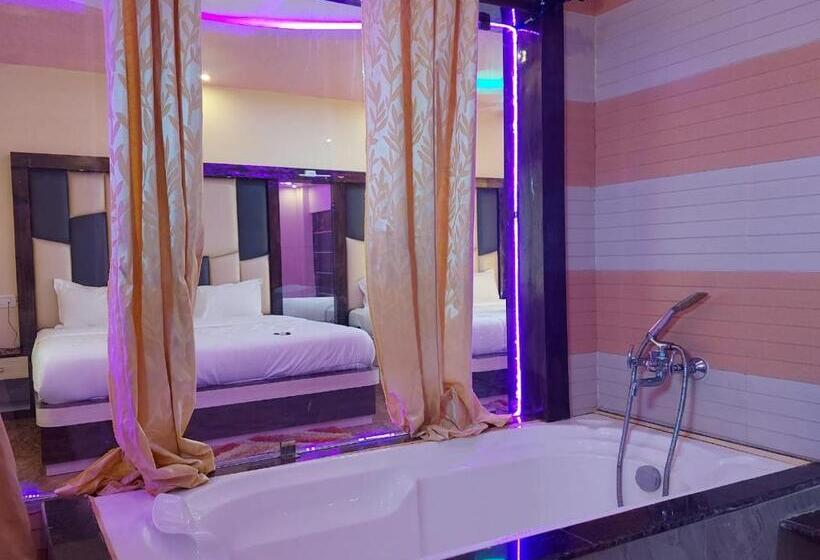 Семейный Номер Боковой Вид на Море, Sweet Dream Beach Resort !! 50 Mts From Beach ! Peaceful Room With Garden View Free Parking !!