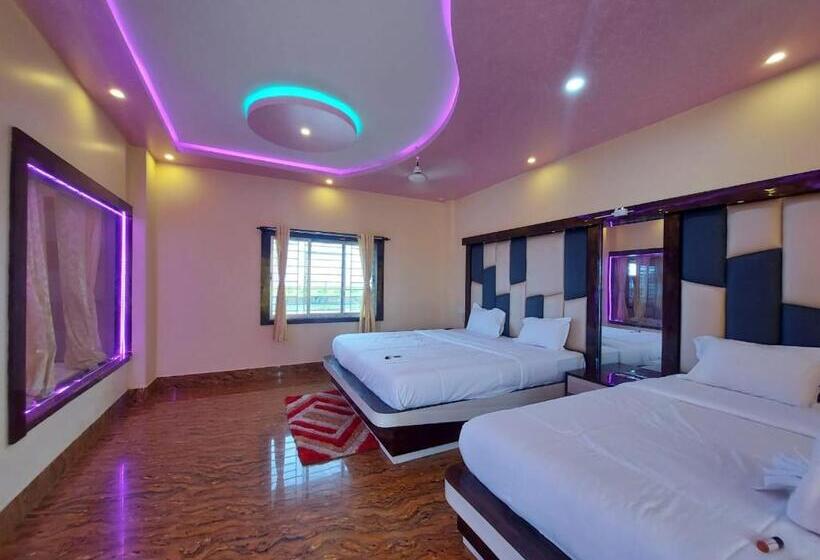 Семейный Номер Боковой Вид на Море, Sweet Dream Beach Resort !! 50 Mts From Beach ! Peaceful Room With Garden View Free Parking !!