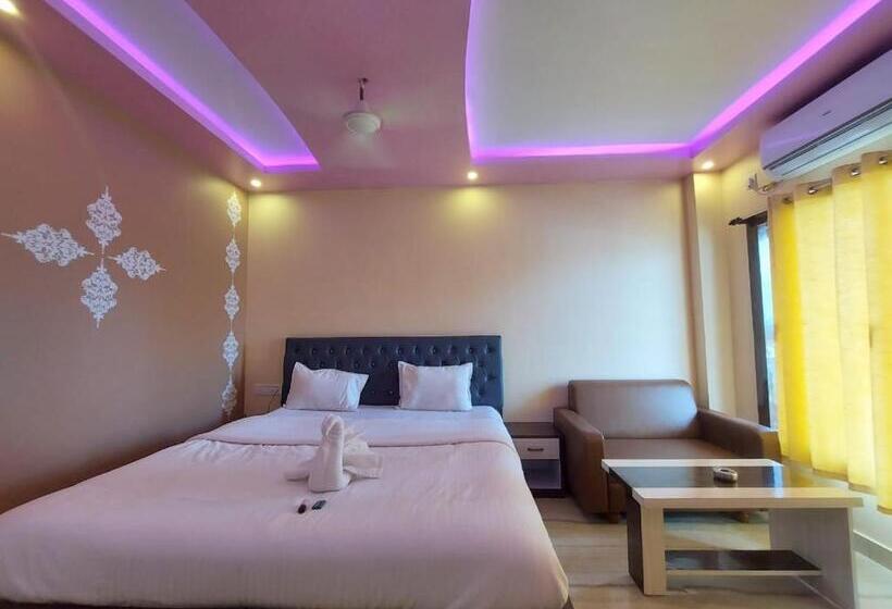 Номер Стандарт, Sweet Dream Beach Resort !! 50 Mts From Beach ! Peaceful Room With Garden View Free Parking !!