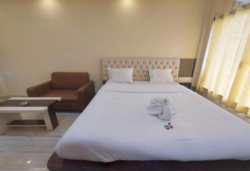Номер Стандарт, Sweet Dream Beach Resort !! 50 Mts From Beach ! Peaceful Room With Garden View Free Parking !!
