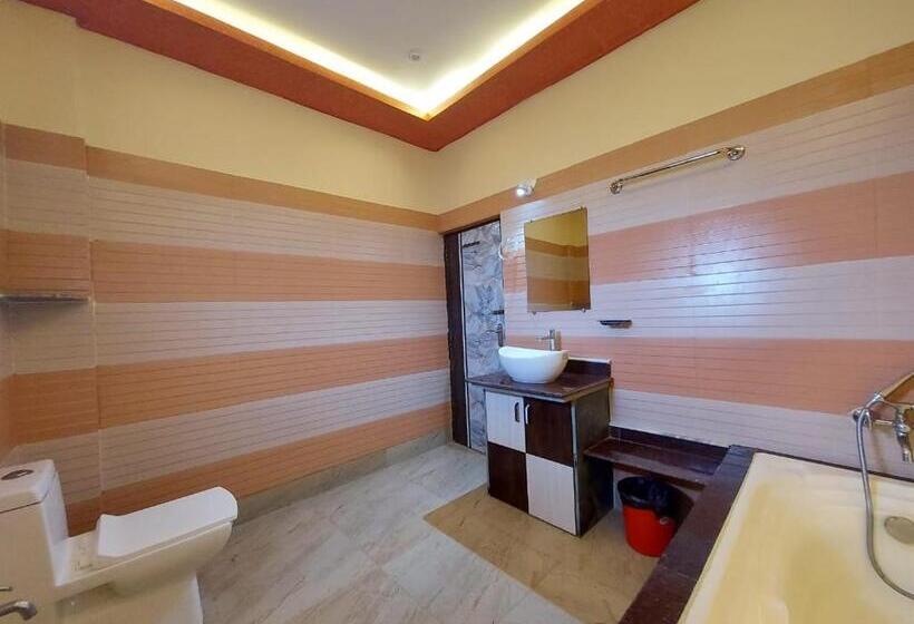 Полулюкс Вид на Сад, Sweet Dream Beach Resort !! 50 Mts From Beach ! Peaceful Room With Garden View Free Parking !!
