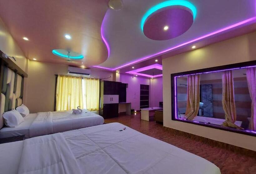 Семейный Номер Боковой Вид на Море, Sweet Dream Beach Resort !! 50 Mts From Beach ! Peaceful Room With Garden View Free Parking !!