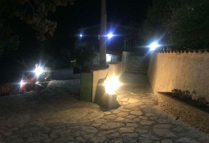 آپارتمان 1 خوابه با چشم‌انداز دریا, Residence Belvedere