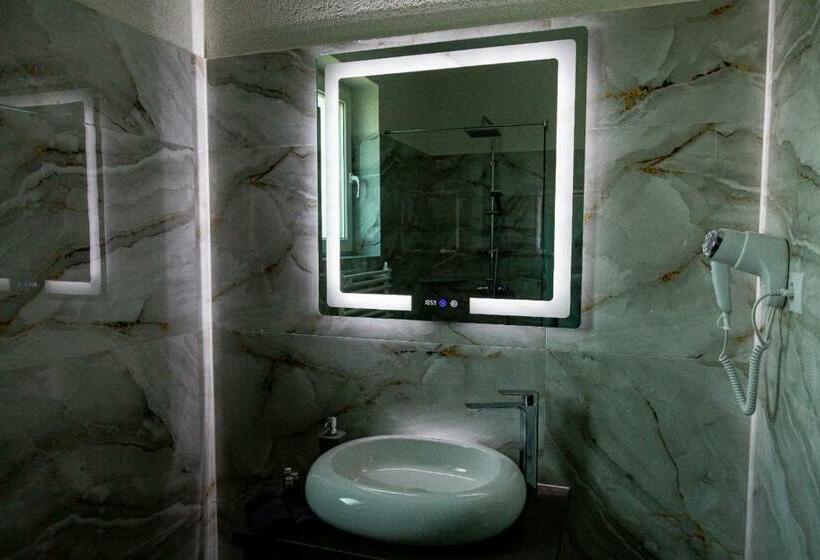 اتاق لوکس خانوادگی, Vila Diamond Lux&spa