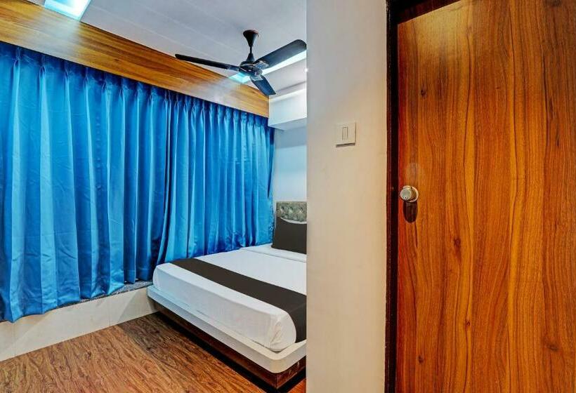 اتاق کلاسیک سه تخته, Collection O Hotel Swarg
