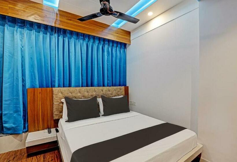 اتاق کلاسیک سه تخته, Collection O Hotel Swarg