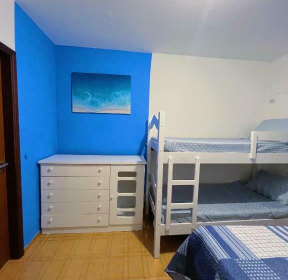Quarto Quádruplo Estandar, Hostel Coraticum