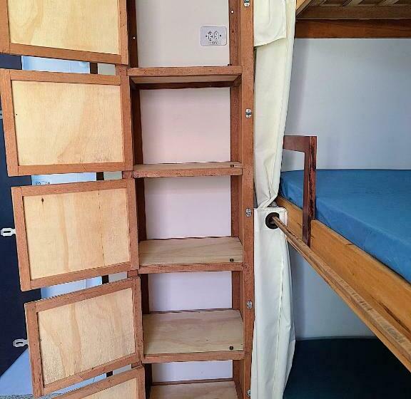 Quarto Familiar, Hostel Coraticum