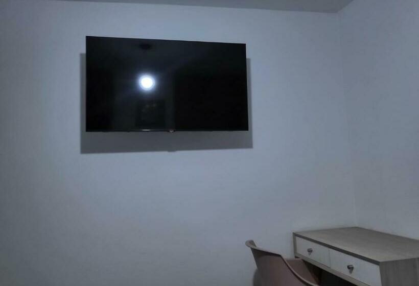اتاق استاندارد, Home Blessed