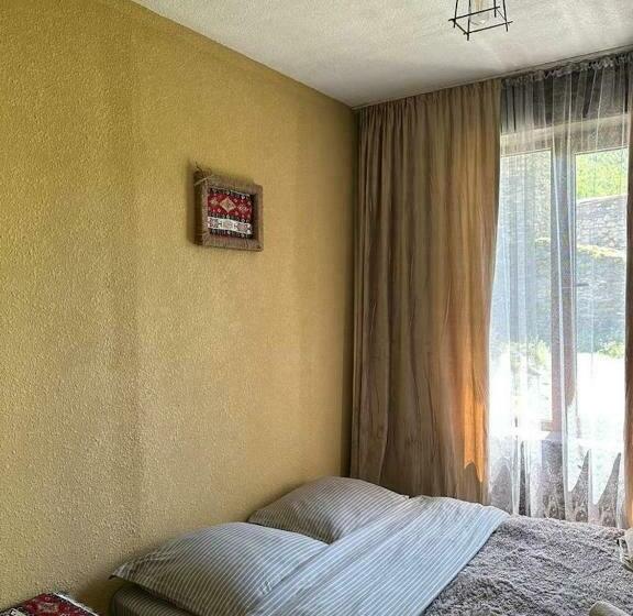اتاق استاندارد با چشم‌انداز کوهستان, Guesthouse Divo Hut