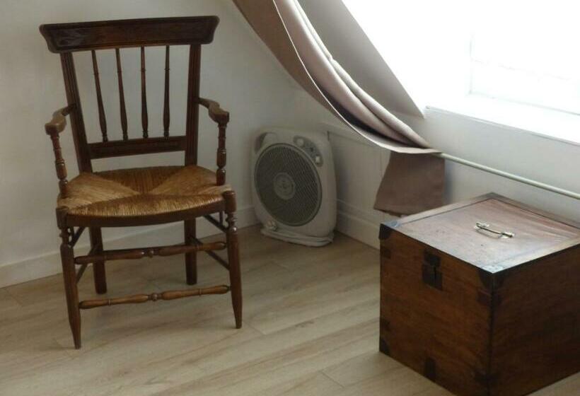 اتاق استاندارد چهار تخته, Chambre D Hôtes Logis De Saint Jean