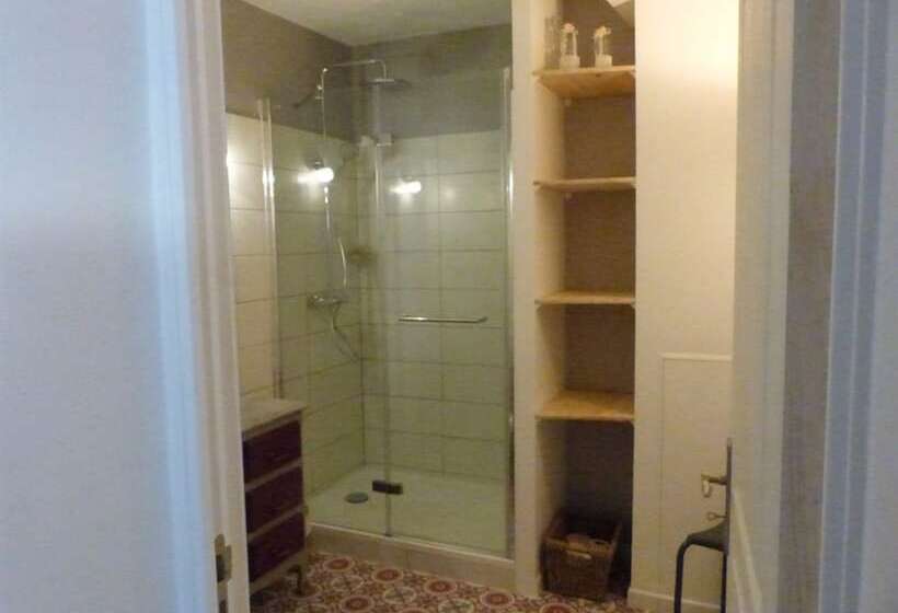 اتاق راحتی, Chambre D Hôtes Logis De Saint Jean