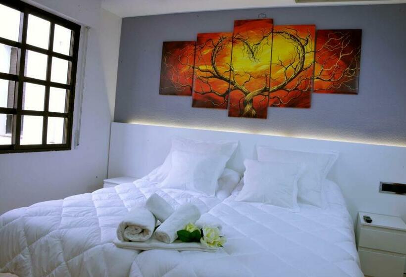 Номер Стандарт, Hostal El Júcar