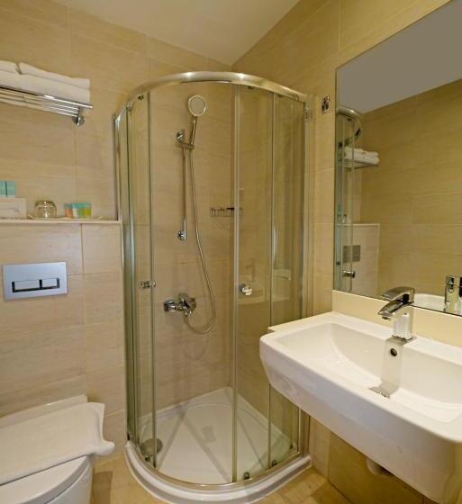 스위트, Action Hotel Ras Al Khaimah