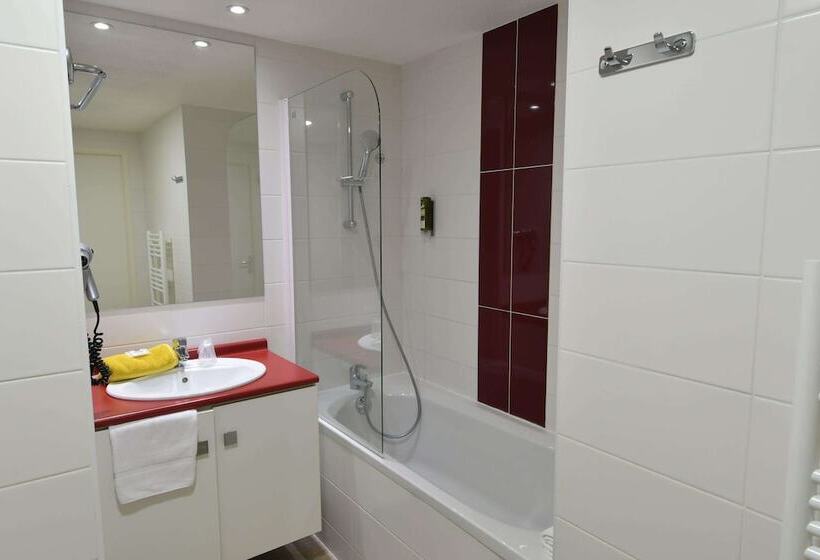 Люкс с Террасой, Appart Hôtel Mer & Golf City Bordeaux Bassins à Flot