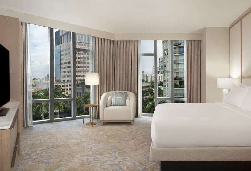 Номер Стандарт Вид на Город, Hilton West Palm Beach