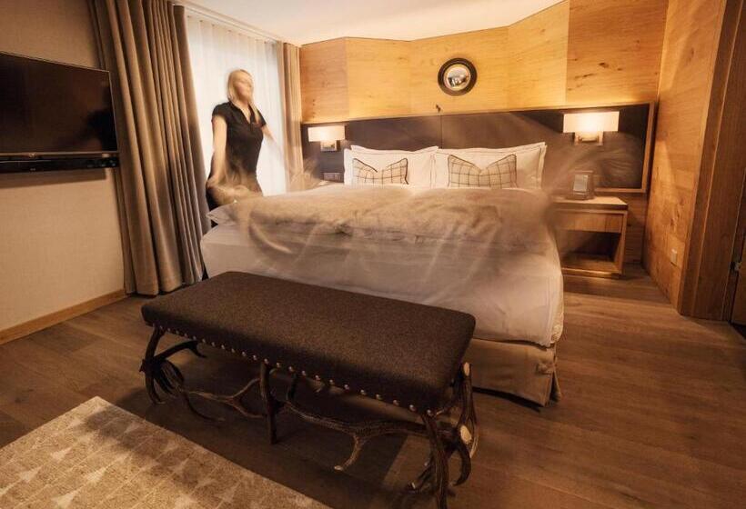 اتاق استاندارد, The Capra Saasfee