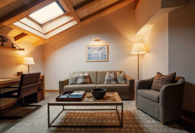 سوییت, The Capra Saasfee