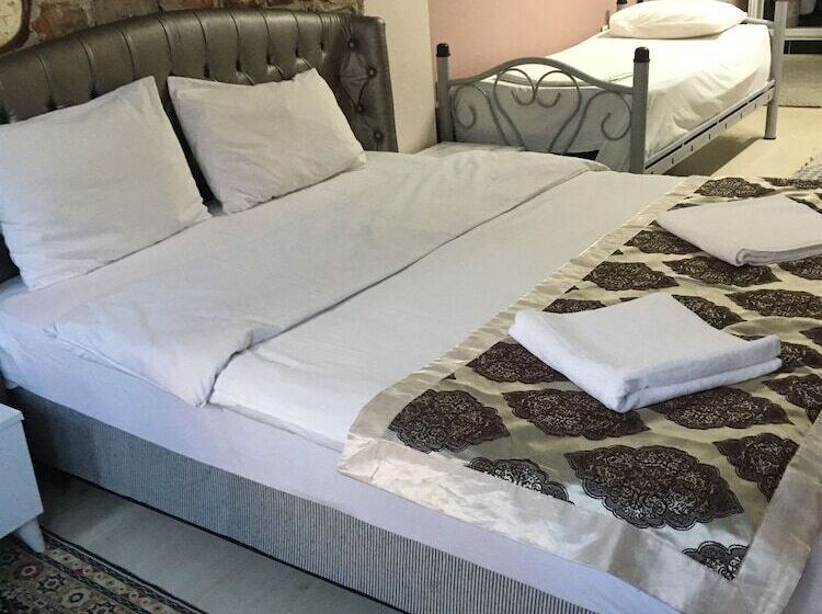اتاق خانوادگی, Istanbul Hotel&guesthouse