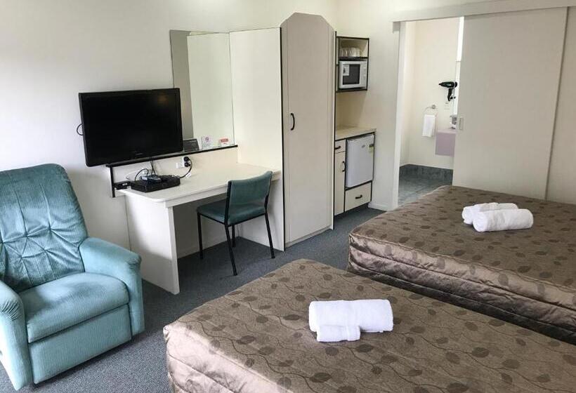 Quarto Estandar para Deficientes Físicos, Legends Motel