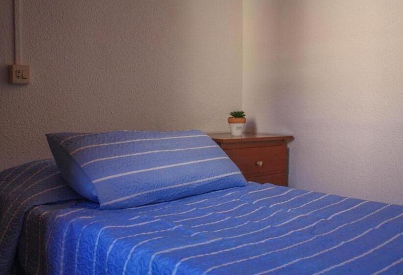 اتاق استاندارد یک نفره, Residencia 14