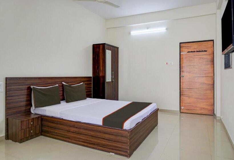Трехместный Номер Классика, Collection O Hotel Park Inn Residency