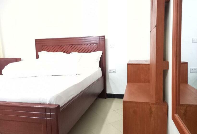 استودیو استاندارد با چشم‌انداز باغ, Didas Villa