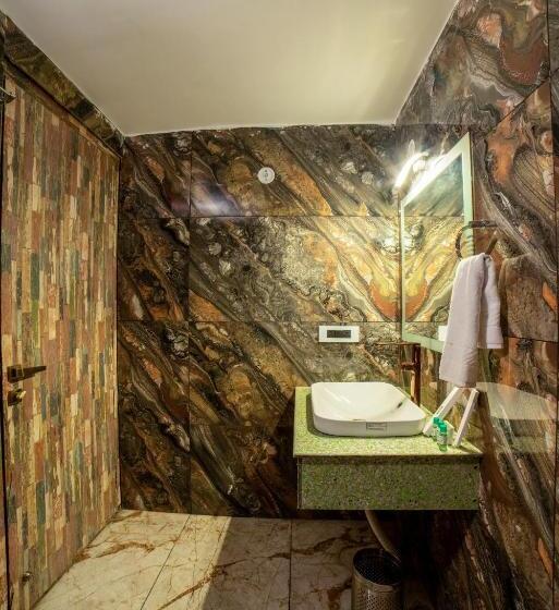 豪华房间, Mudras Grove Resort, Nainital