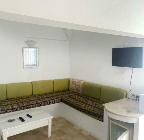 Кровать в Общей Комнате, Blue Beach Hostel