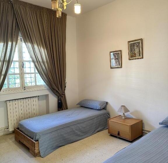 Кровать в Общей Комнате, Blue Beach Hostel