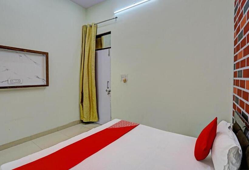 Трехместный Номер Классика, Oyo Flagship Hotel Victory