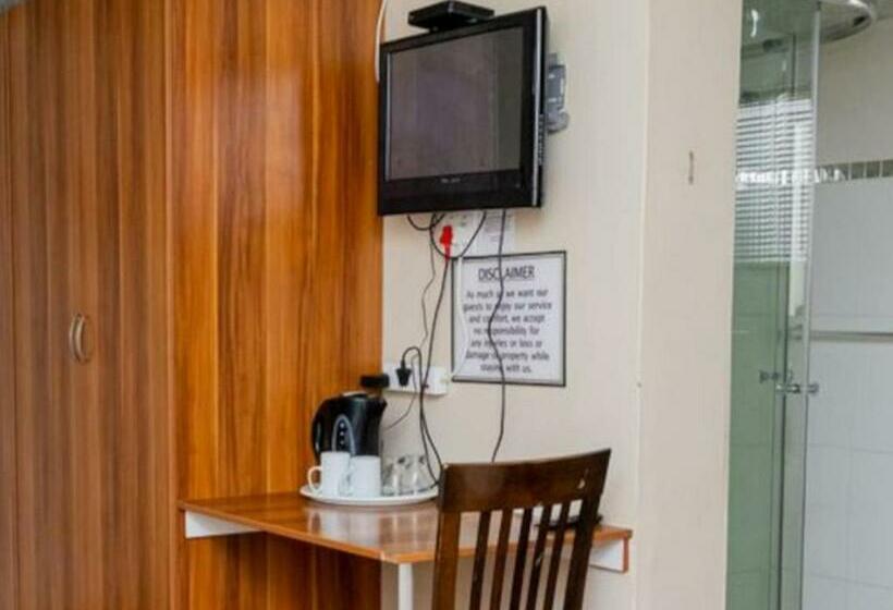 اتاق خانوادگی, 7a Jameson Guesthouse