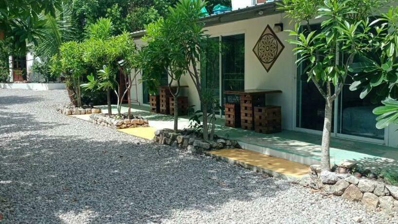 اتاق لوکس, Mem Homestay