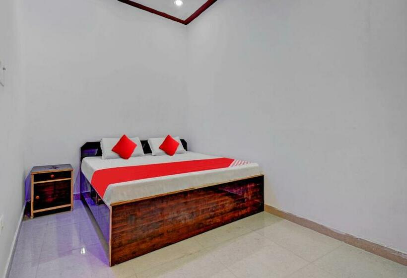 Трехместный Номер Классика, Oyo Flagship Highway Suites