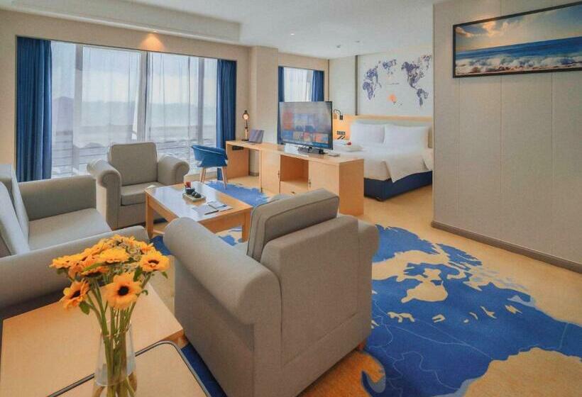 سوییت با چشم‌انداز کوه, Kyriad Marvelous Hotel Zhongshan South District Conference Centre